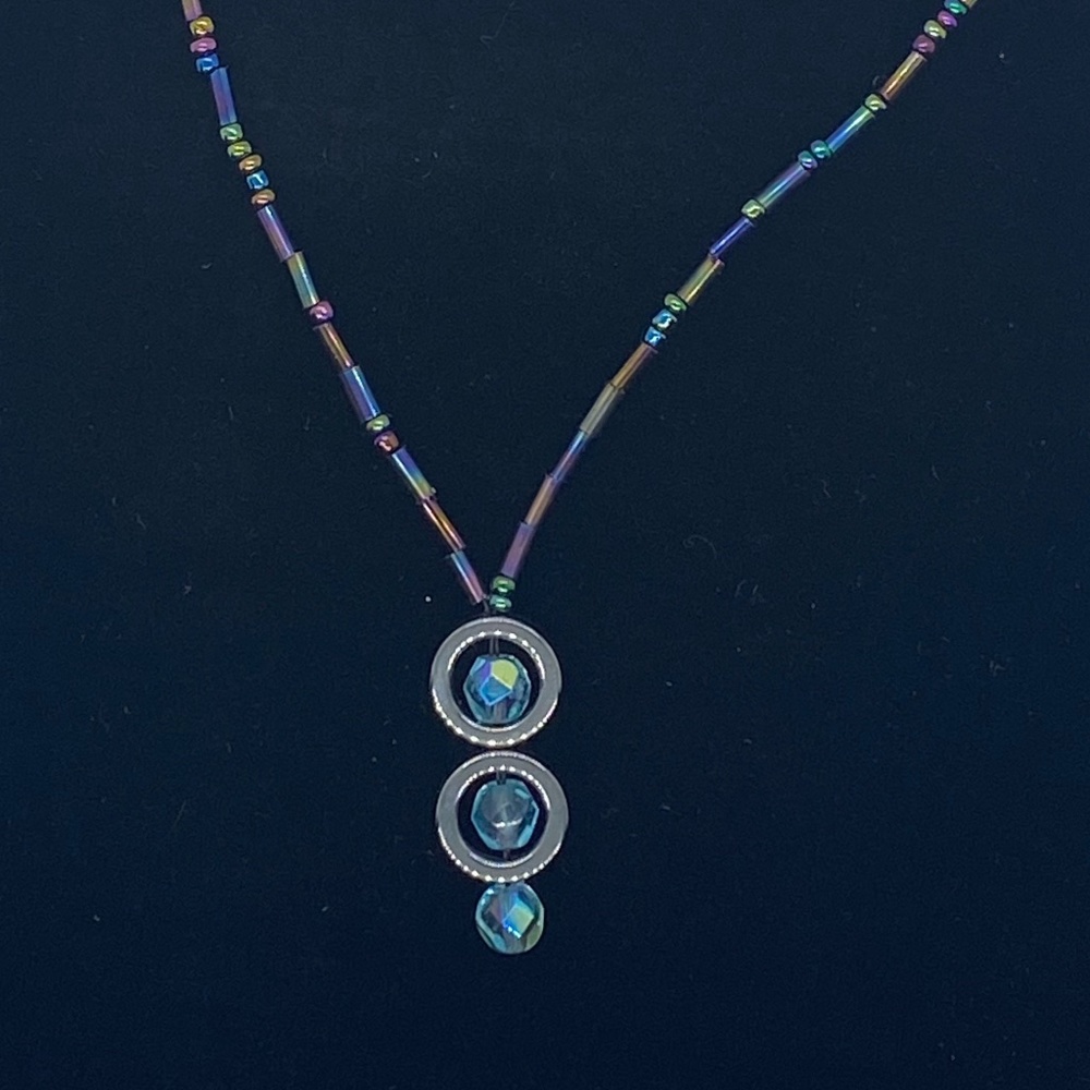 Hematite Rings Blue Faceted Glass Beads w Multi-colored Metallic Strand Necklace